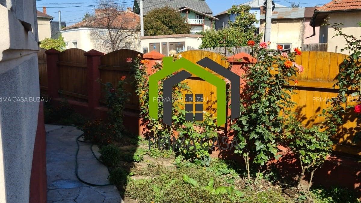 Casa zona Plevnei/Parang ~ 10 camere ~ pretabila pentru locuinta sau diferite ac - 2