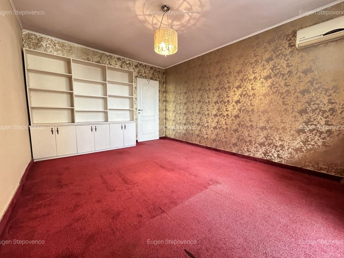 `Vanzare 2 Camere Drumul Taberei 47mp decomandat Vedere spre Parc - 2