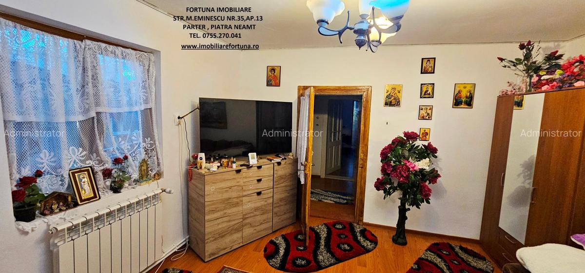 Casa individuala,cu 2 beciuri, anexe si 920 mp teren,la 10 minute de P.Neamt - 2