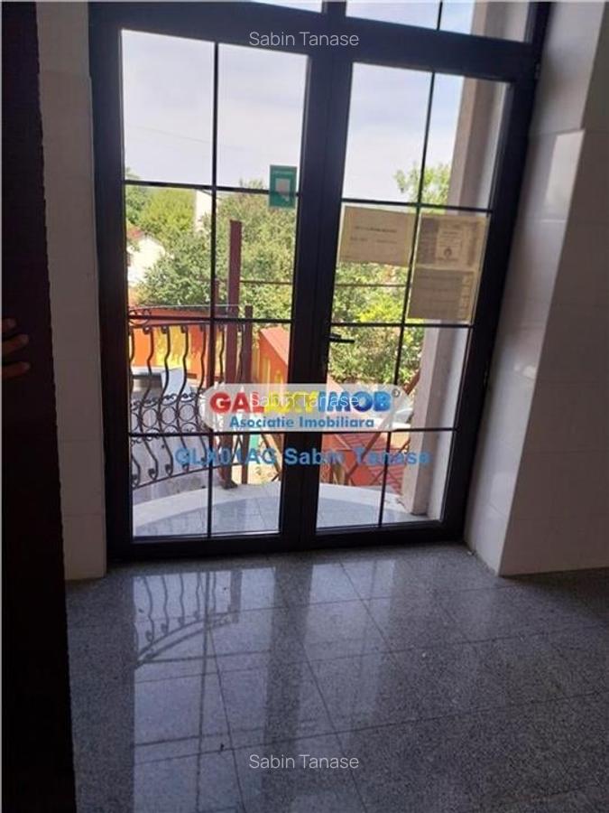 Spațiu comercial, 300 mp în Central - 9