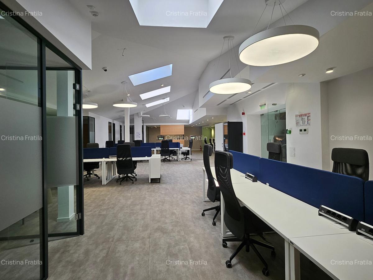 Inchiriere etaj 1 - Piata Romana - 9