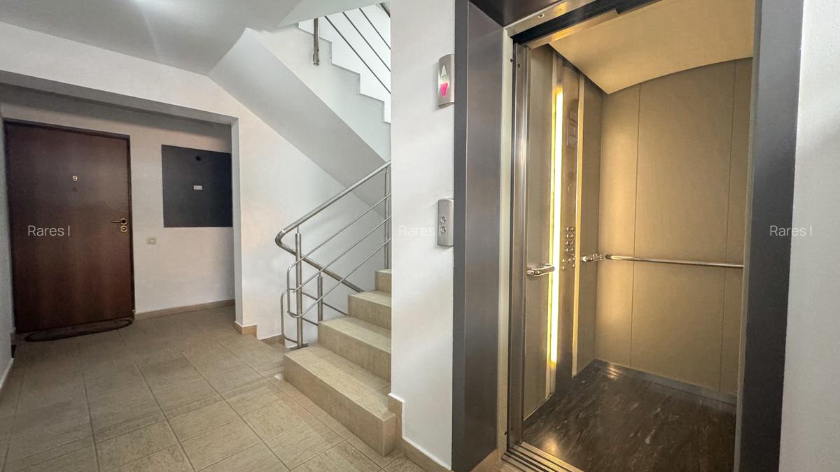 Apartament cu 3 camere decomandat în Vitan - 12