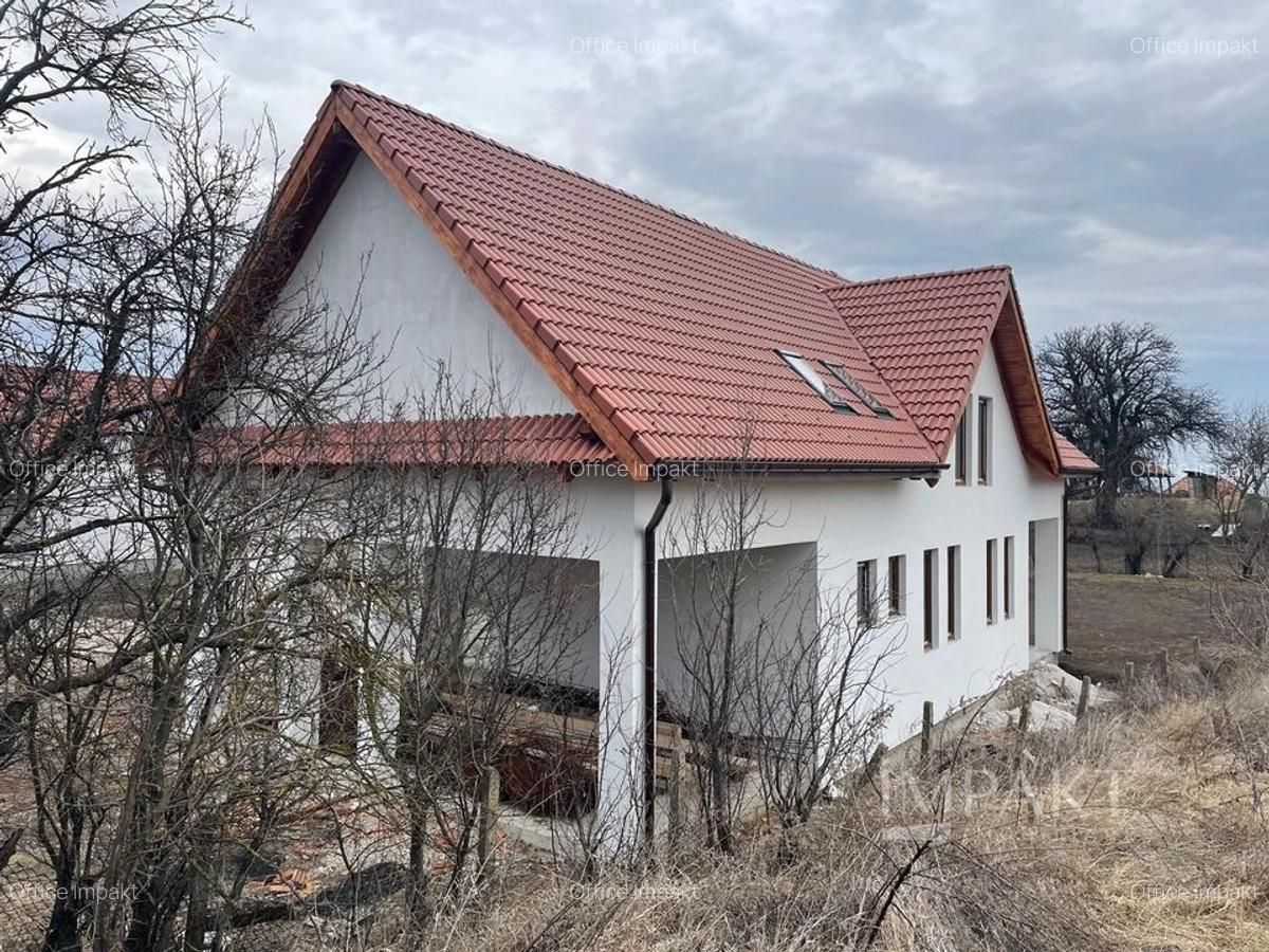 Duplex semifinisat de vanzare in Aiton - 148 mp, teren 800 mp - 5