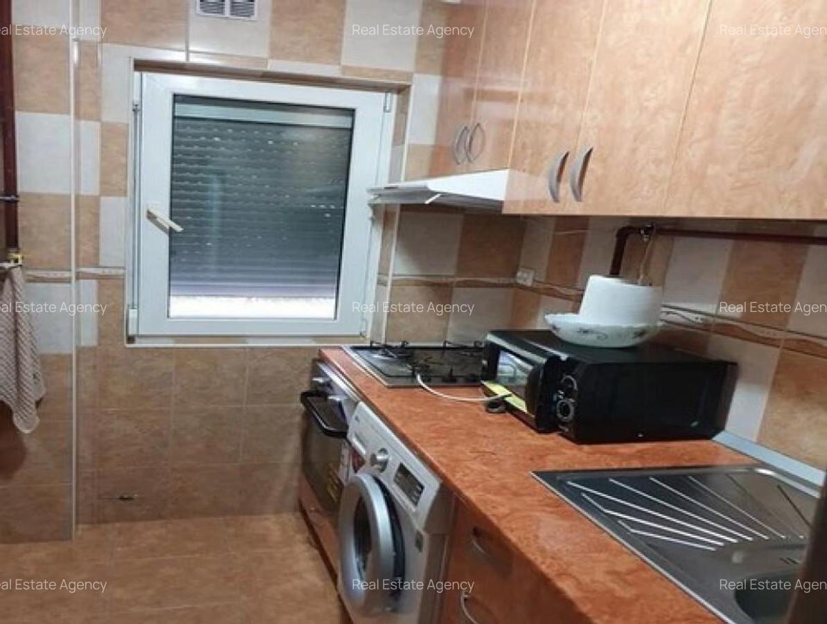 2 camere in zona Buziasului - 3
