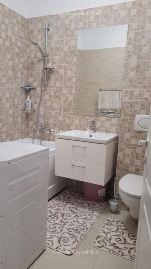 Apartament cu 3 camere decomandat în Palat - 3