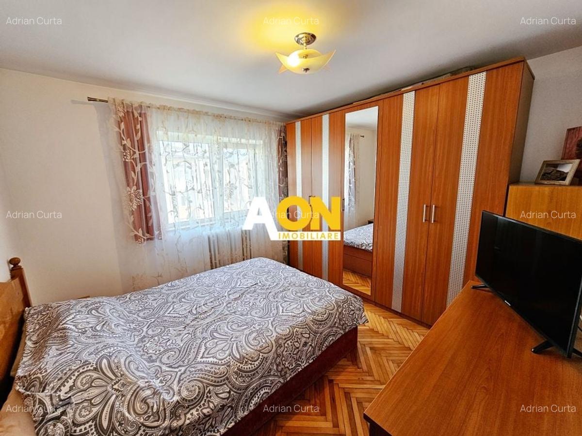 Apartament 3 camere, decomandat, Cetate, zona Kaufland - 9