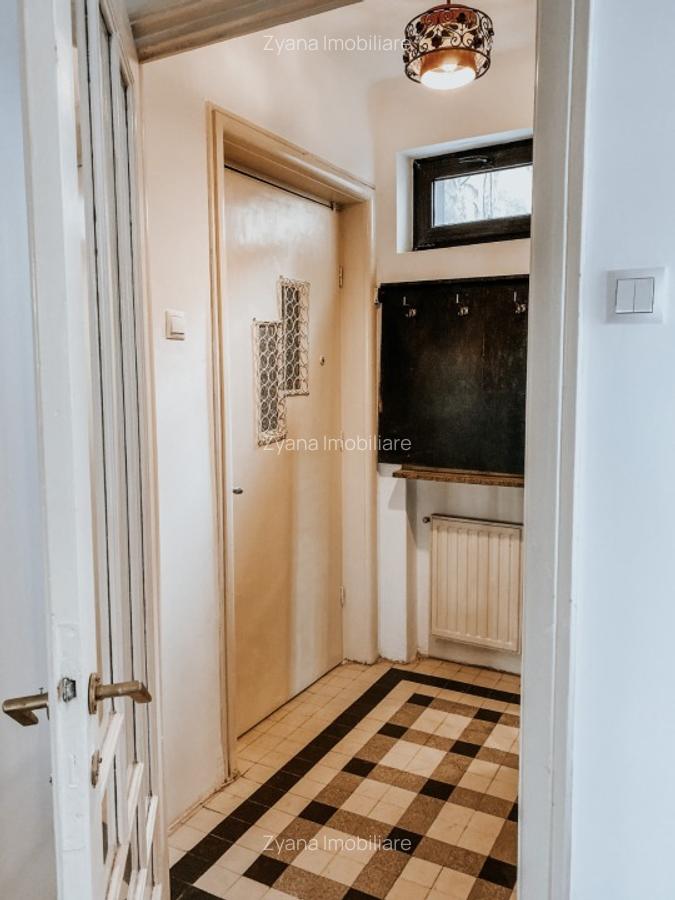 Carol - Moșilor Apartament exclusivist 4 camere  | 102 mp.  Nemobilat  Centrala - 9