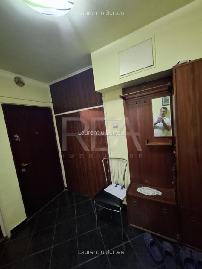 3 camere Gorjului, 3/8, bloc 1980, anvelopat, Str. Dezrobirii. - 7