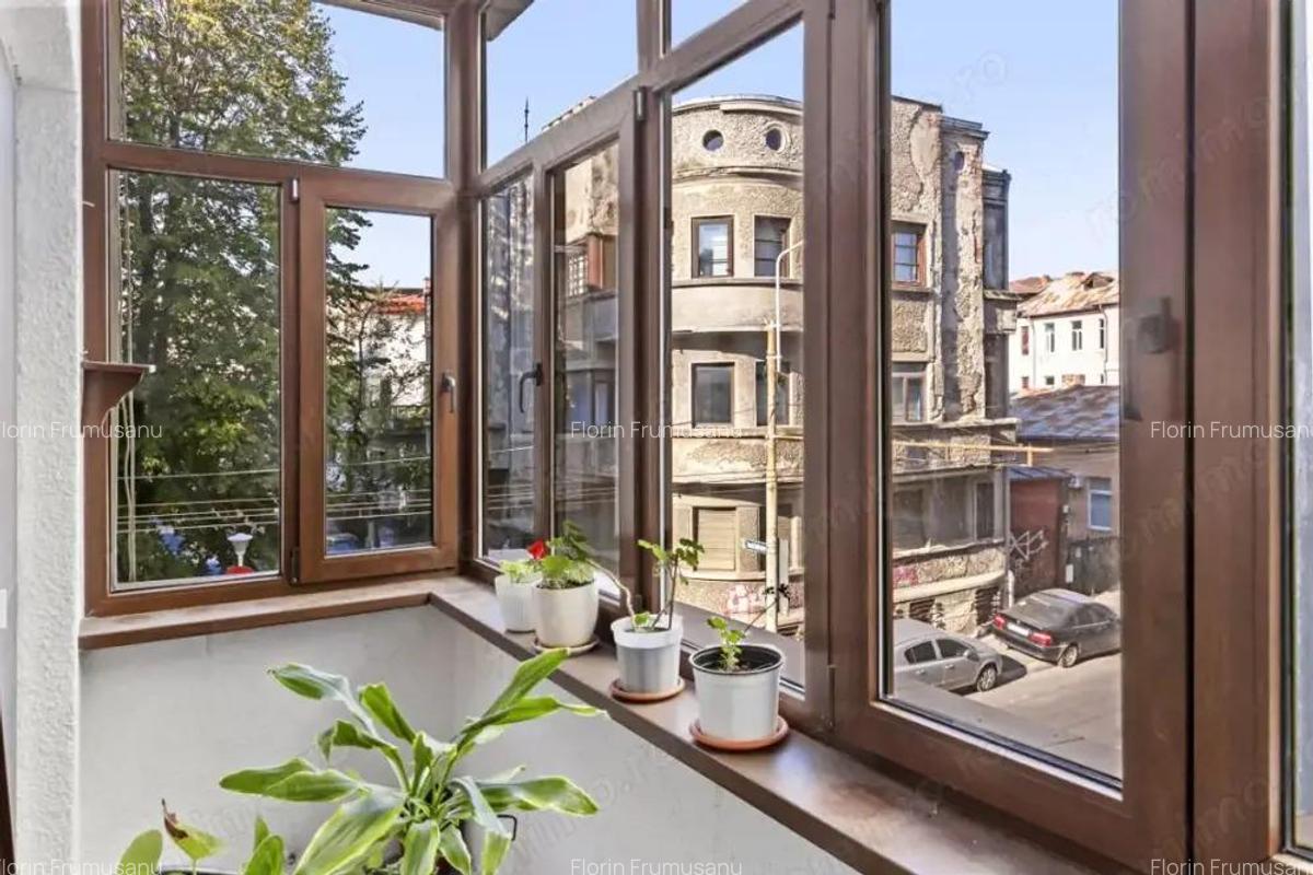 Apartament 4 camere, 117 mp,etaj 1, ultracentral P-?a Sfin?ii Voievozi, ASE - 18
