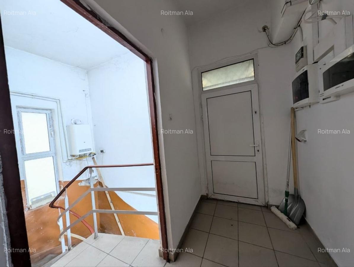 Spatiul Comercial de inchiriat -Ultracentral, Bulevardul Carol I, Campina - 9