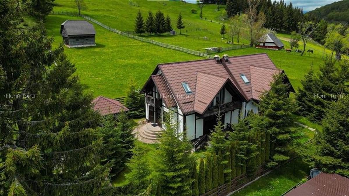 Sanctuar montan,fin amenajat si echipat,decor autentic romanesc,Bran, Fundata,Br - 4 Sanctuar montan,fin amenajat si echipat,decor autentic romanesc,Bran, Fundata,Br - 4