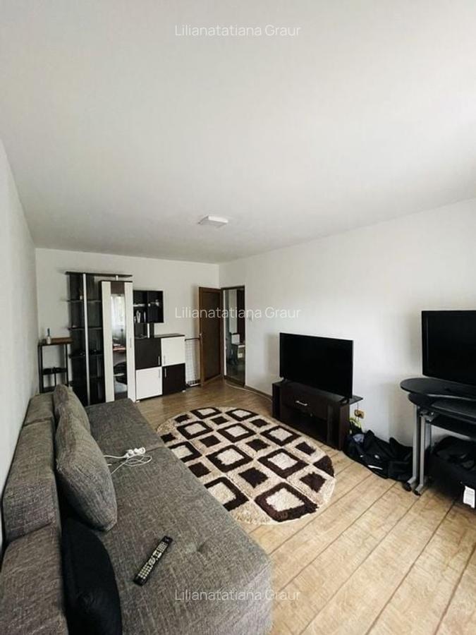 Apartament 2 camere, decomandat, etaj 1, zona excelenta - - 2