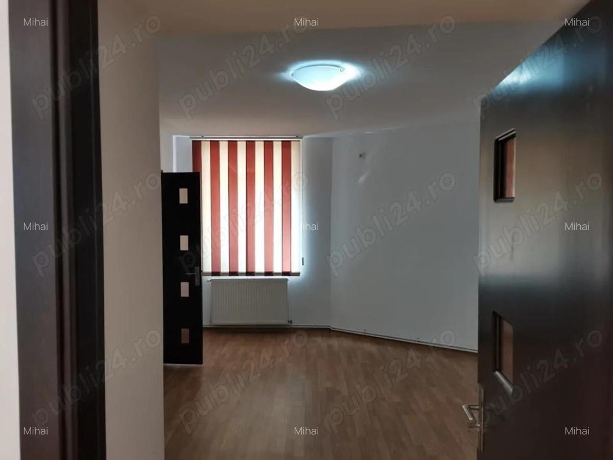 Unirii Restaurant Budapesta casa singur in curte 4 camere - 3 Unirii Restaurant Budapesta casa singur in curte 4 camere - 3