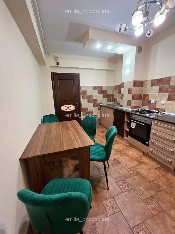 Apartament 3 camere de închiriat - 2
