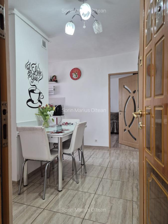 Apartament cu 2 camere decomandat în Bartolomeu - 10