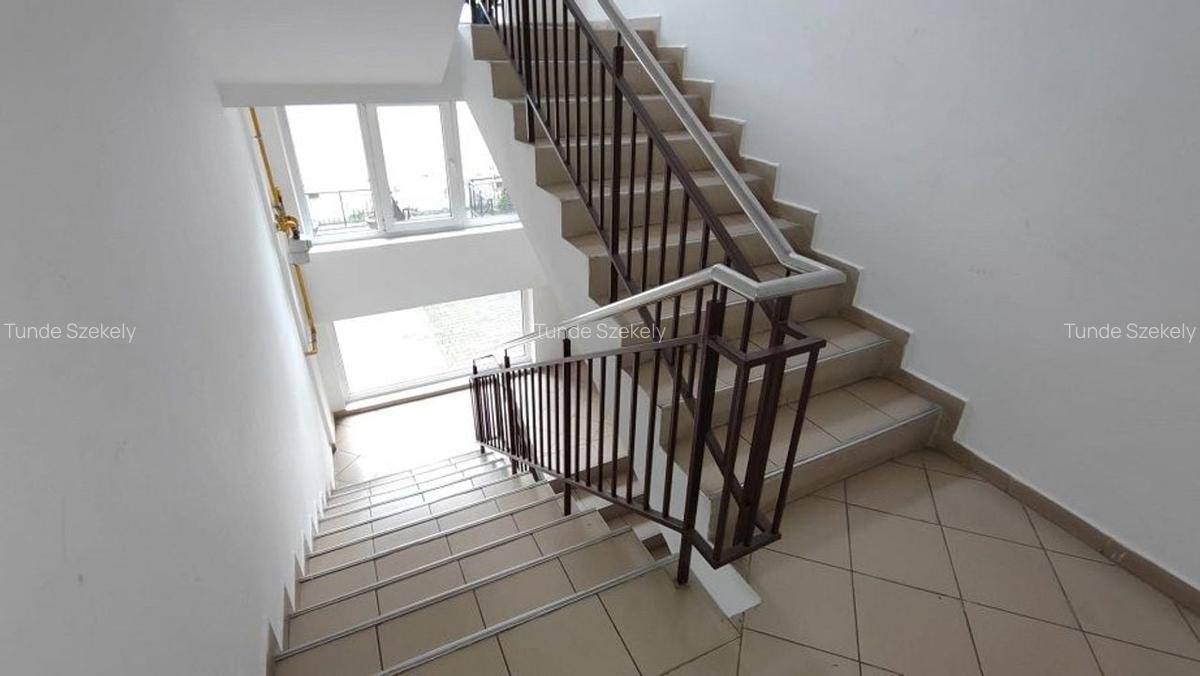 Apartament 2 camere, 56 mp, etaj 1/4,  garaj, zona centrala - 14 Apartament 2 camere, 56 mp, etaj 1/4,  garaj, zona centrala - 14