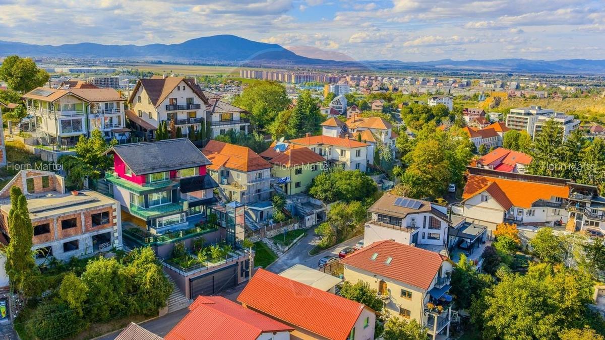 Casa individuala cu doua unitati locative. Zona Horia-Closca-Crisan - 1