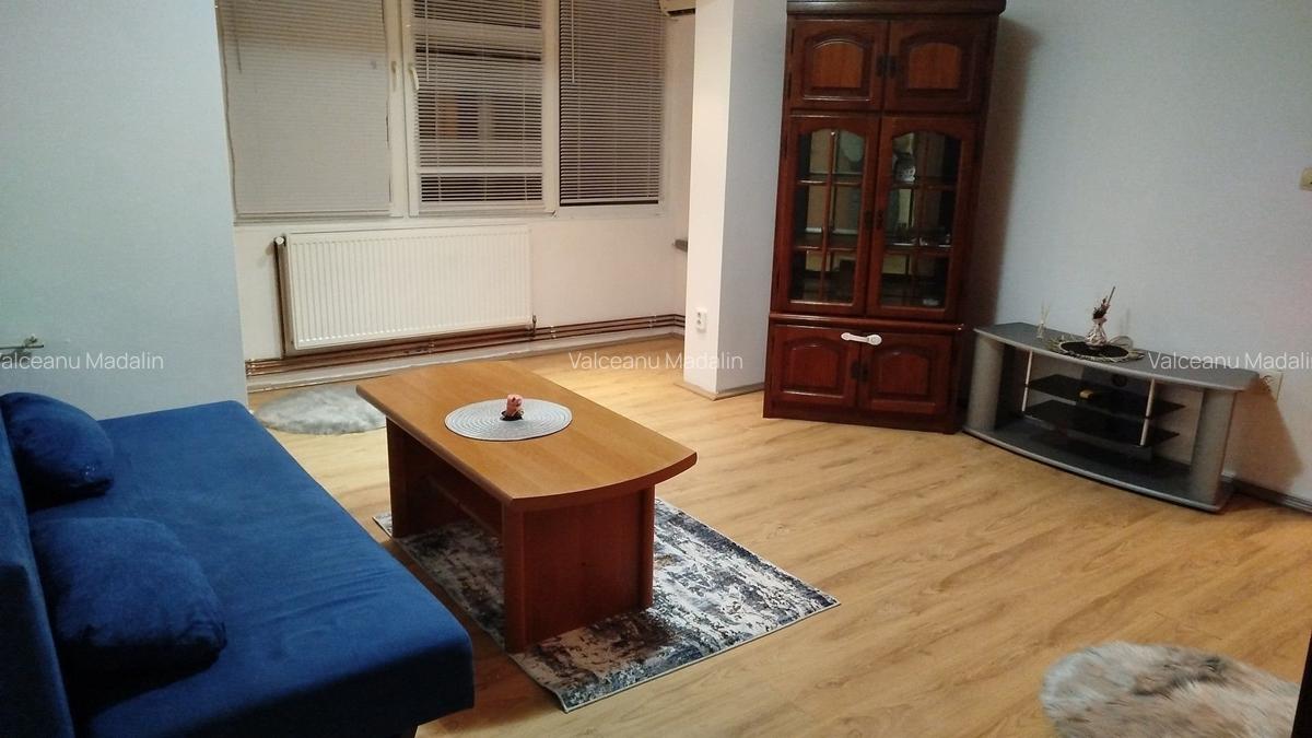 Apartament cu 2 camere semidecomandat, mobilat în Girocului - 1