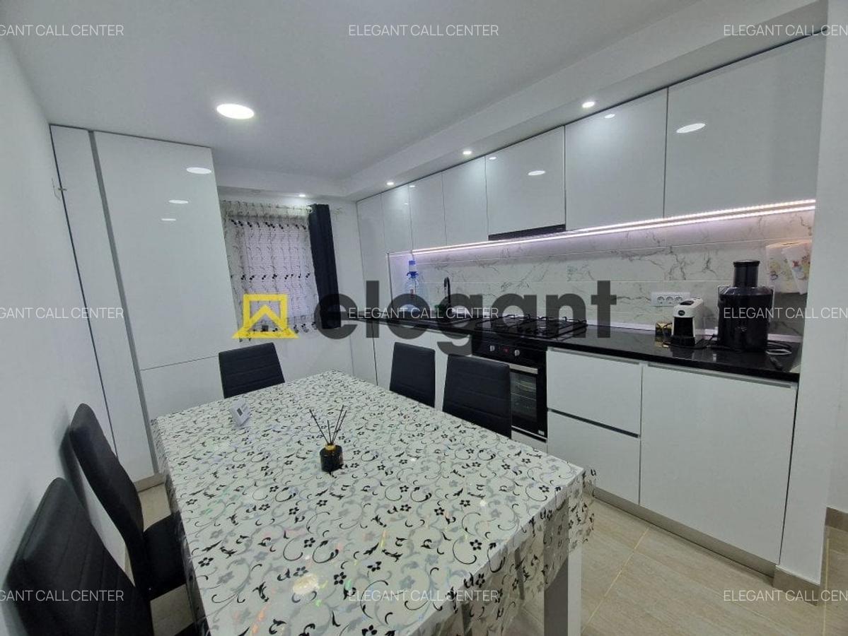 4 decomandate, modern, centrala, Craiovita-Depoul de Tramvai - 1