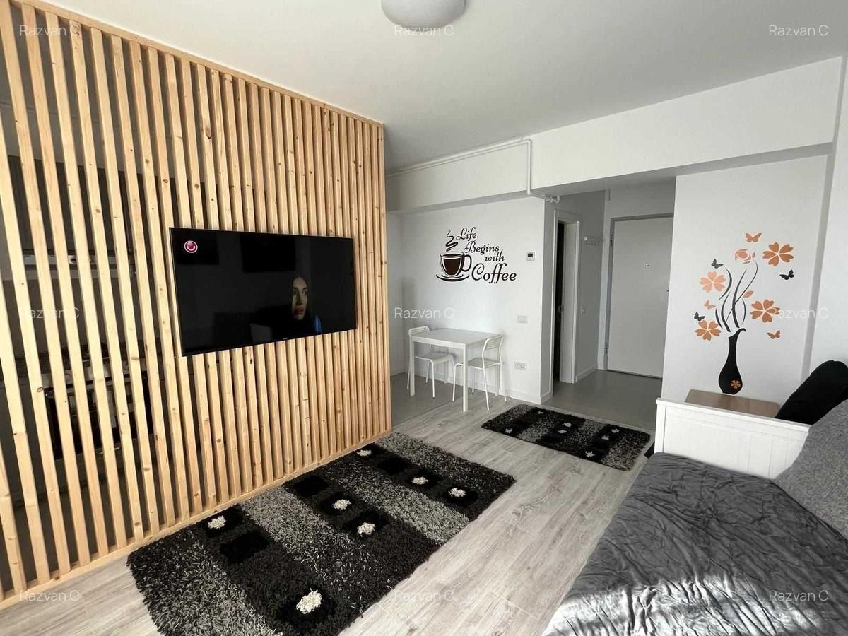 TITAN -  4 min. statia de metrou Costin Georgian - Garsoniera BLOC NOU - 1