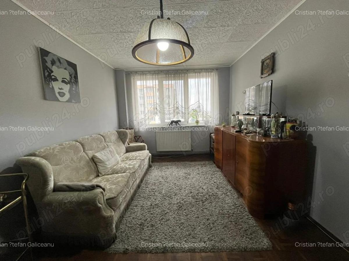 Apartament 3 camere etajul 7 de vanzare, Zona Saturn - 9