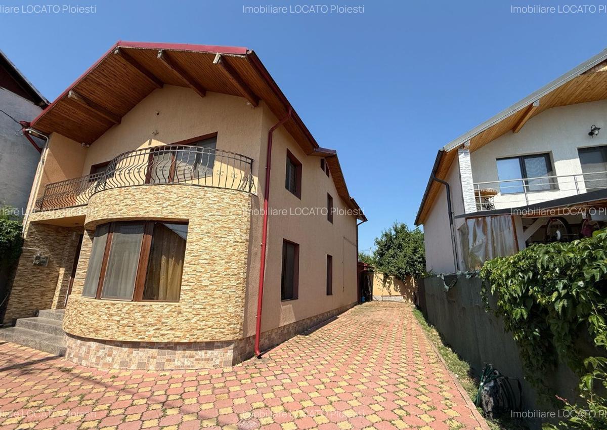 Casa moderna de vanzare - zona 8 MARTIE - Ploiesti - 1