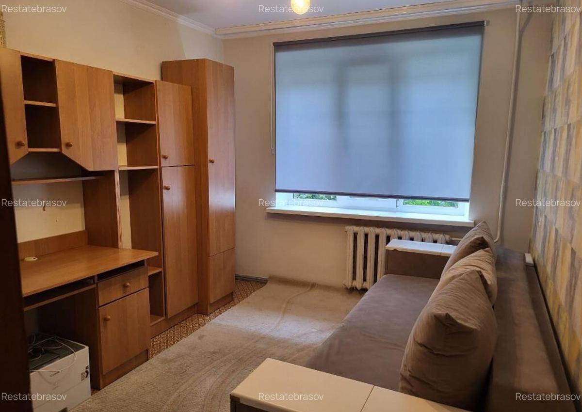 Apartament cu 2 camere in zona Tractorul - 2