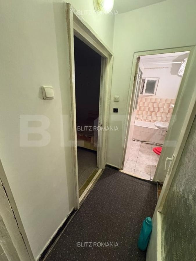 Apartament cu 2 camere, 54 mp, etaj 3, cu balcon si boxa la pod - zona HAN - 7