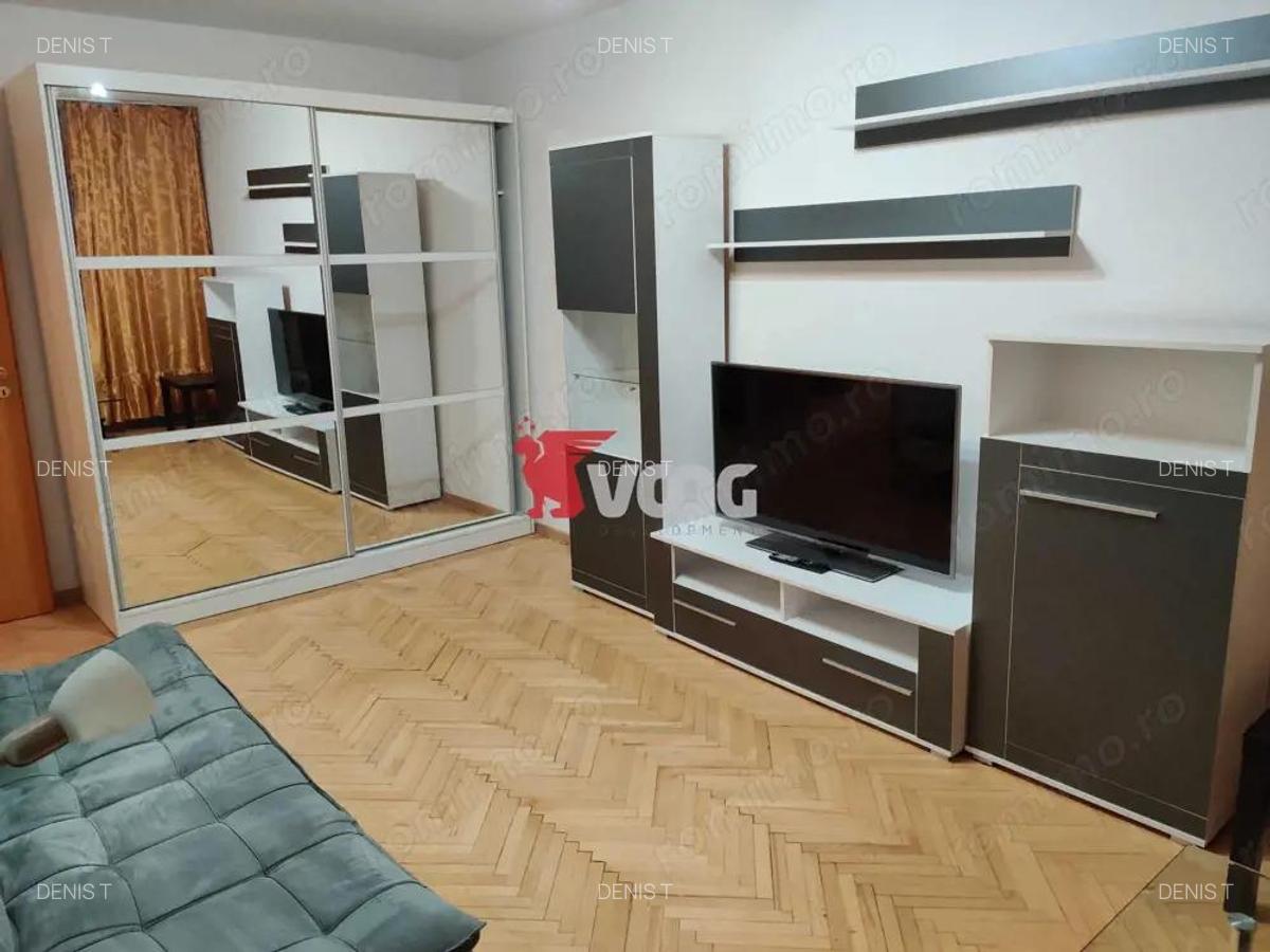 Apartament 3 camere, decomandat in zona Lipovei - 2