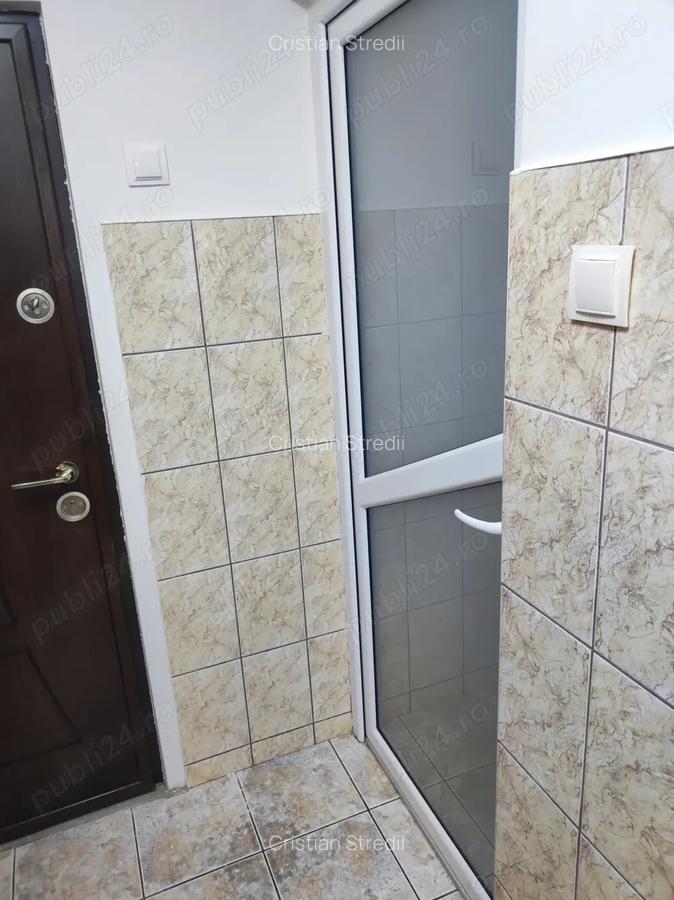 Vand apartament Petro?ani - 3