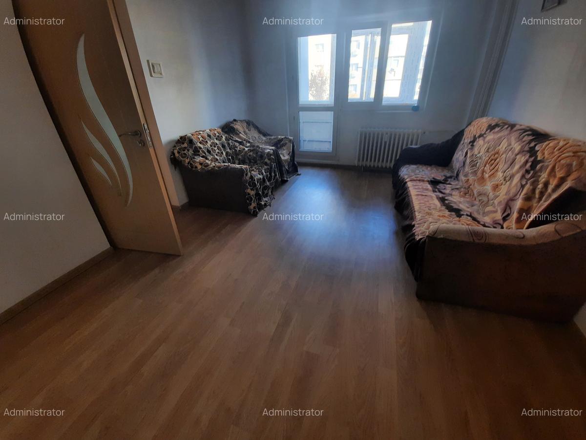 VANZARE 4 CAM MARGEANULUI- BARCA - 4