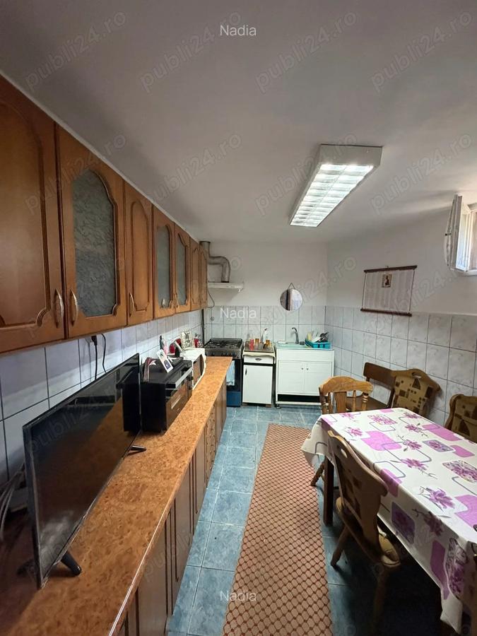 Casa de vanzare - 1 Casa de vanzare - 1