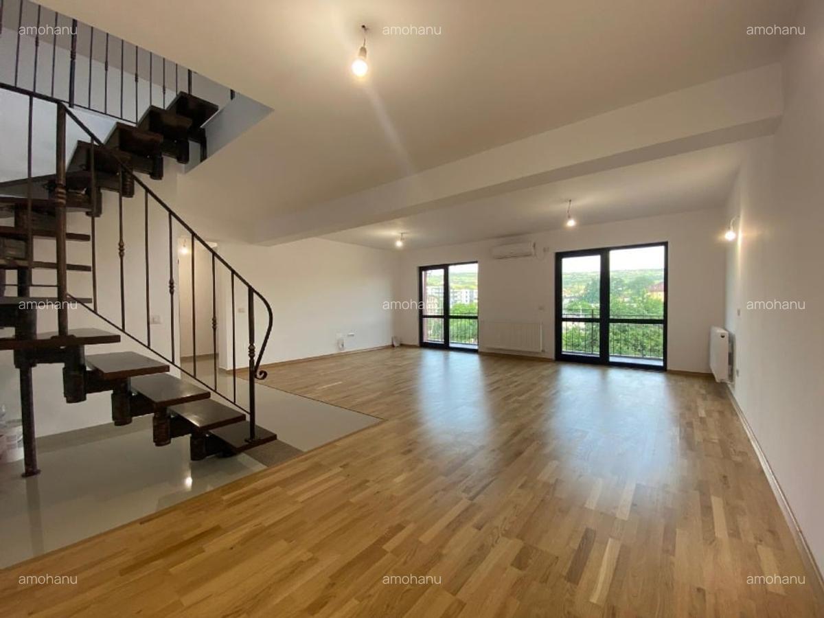 Vanzare apartament tip duplex - 152 mp - renovat 2025 - Bucium - 3