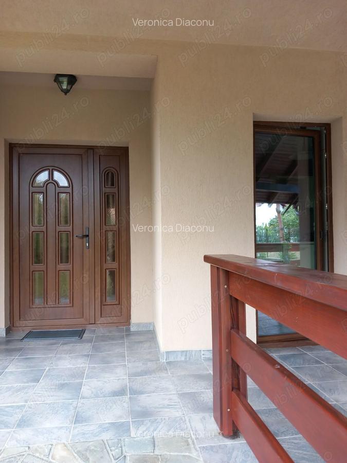 310 000 Euro Vila Breaza, S.c. desf. 272,75mp,S.utila 203 terase parter 32,97mp,S - 17