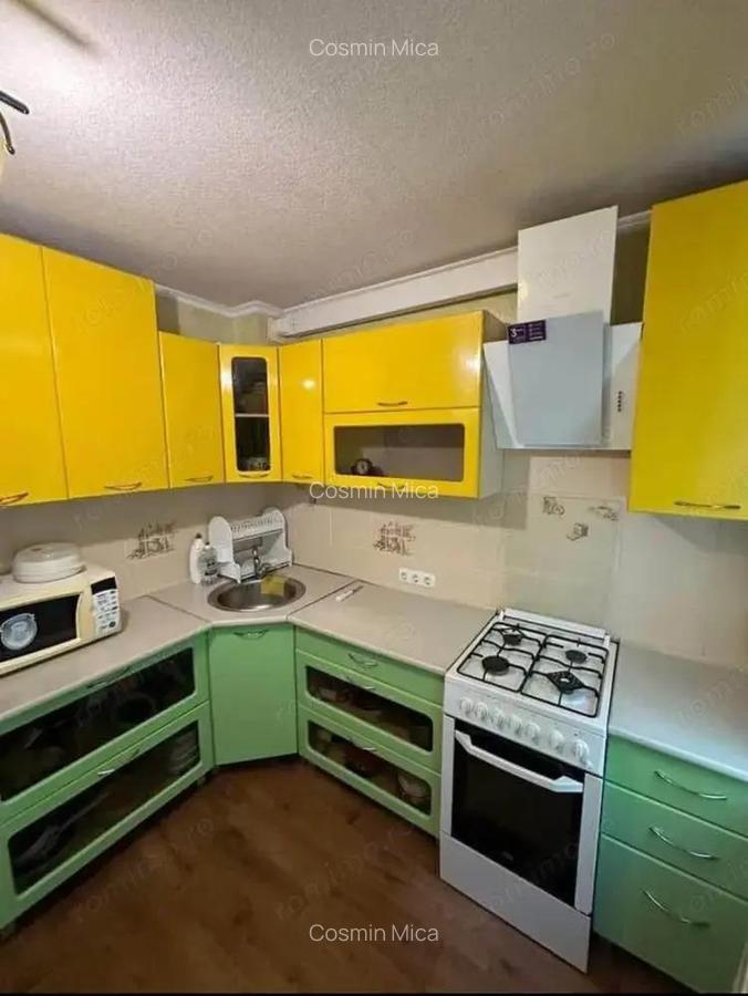 Garsoniera in zona Piata Romana - 2