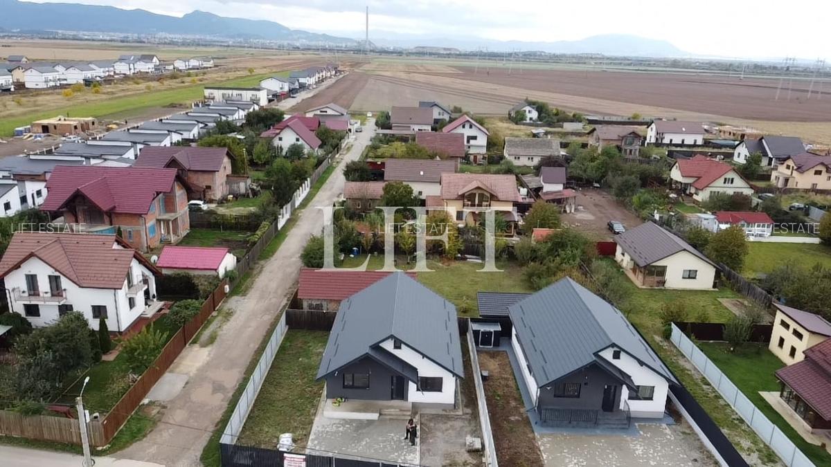 Casa de 4 camere, 93mp utili, Tarlungeni - Cartier izvor - 2 Casa de 4 camere, 93mp utili, Tarlungeni - Cartier izvor - 2