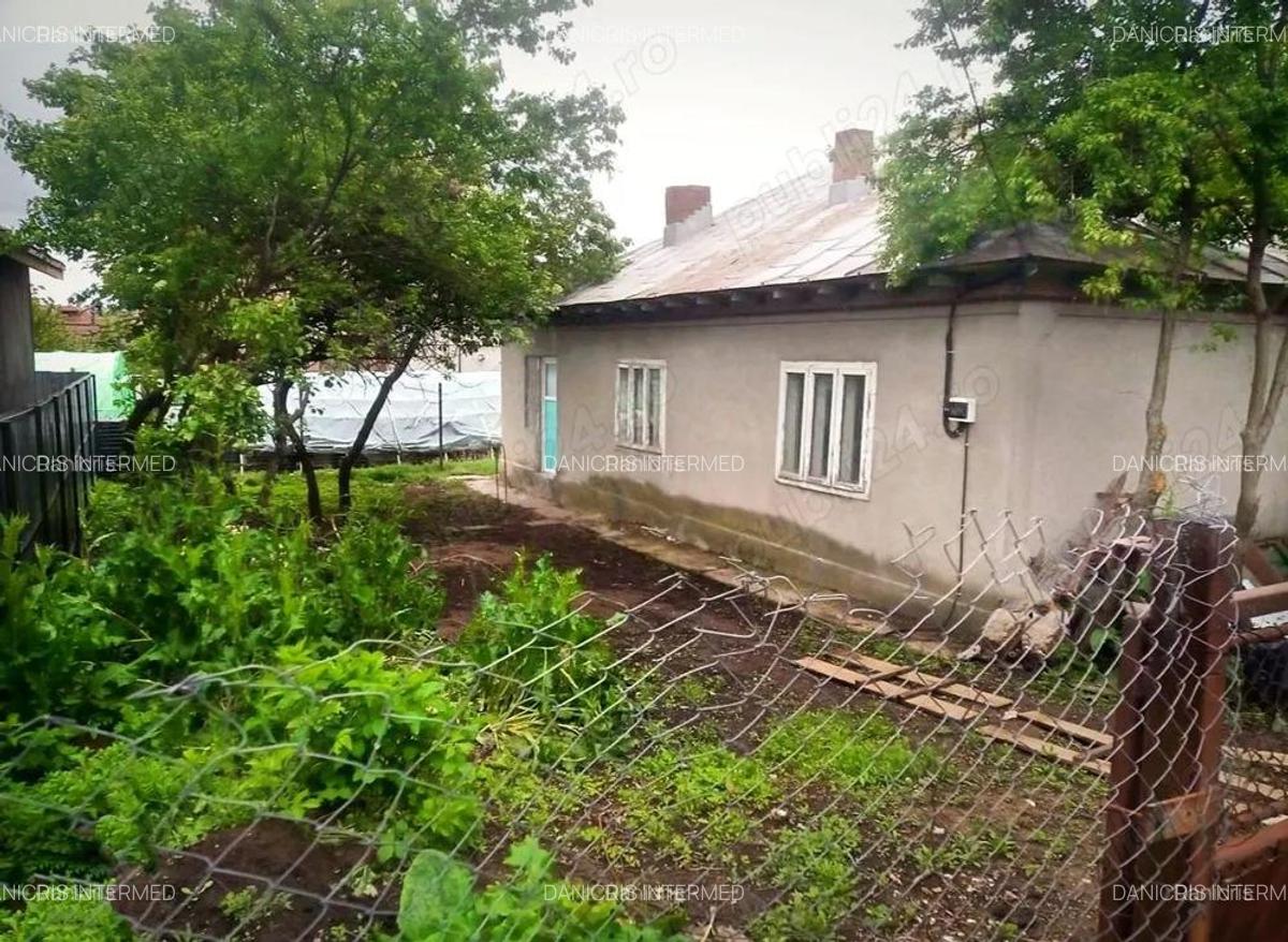 Casa cu teren 210 mp | Valu lui Traian - 2