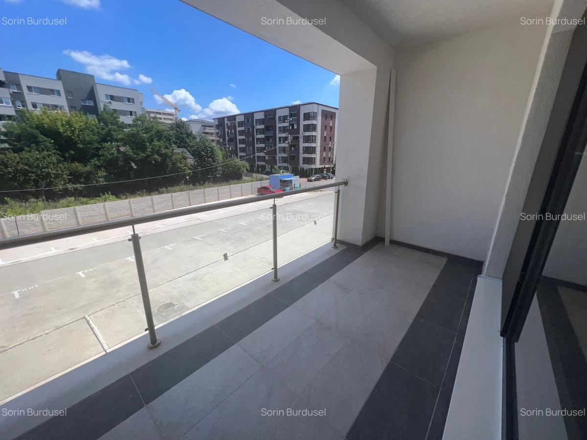 Apartament cu 2 camere decomandat în Apărătorii Patriei - 6