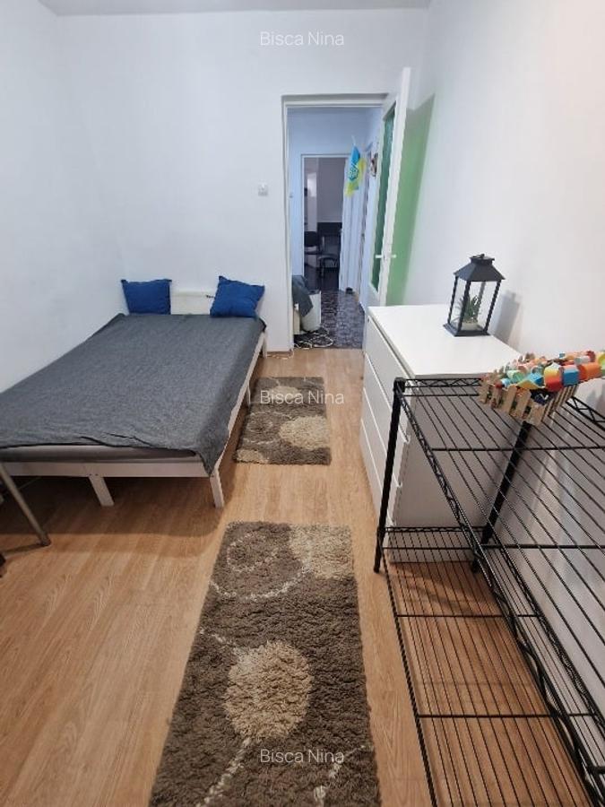 Închiriez apartament 3 camere decomandat, - 6