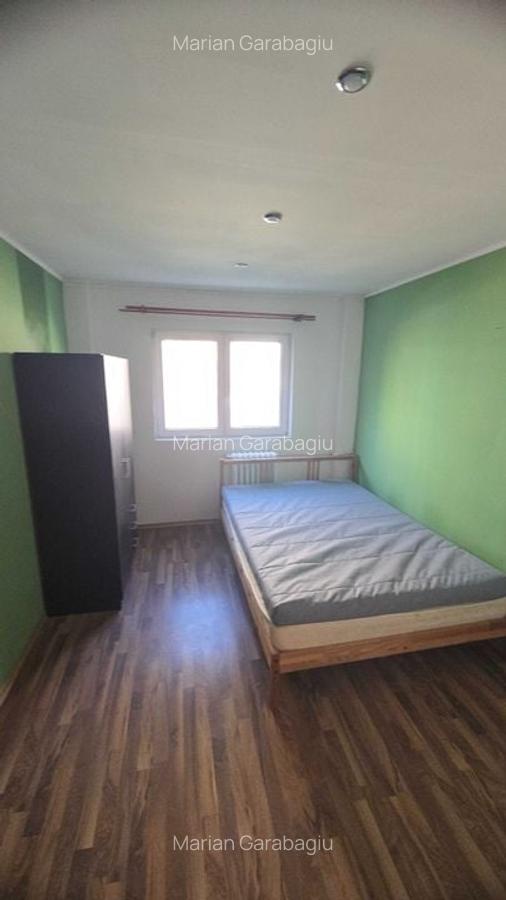 De vanzare apartament 3 Camere Gorjului - 2