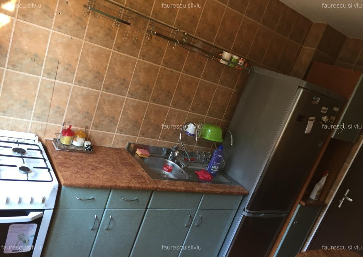 Apartament 3 camere de inchiriat zona Brazda, langa piata - 5