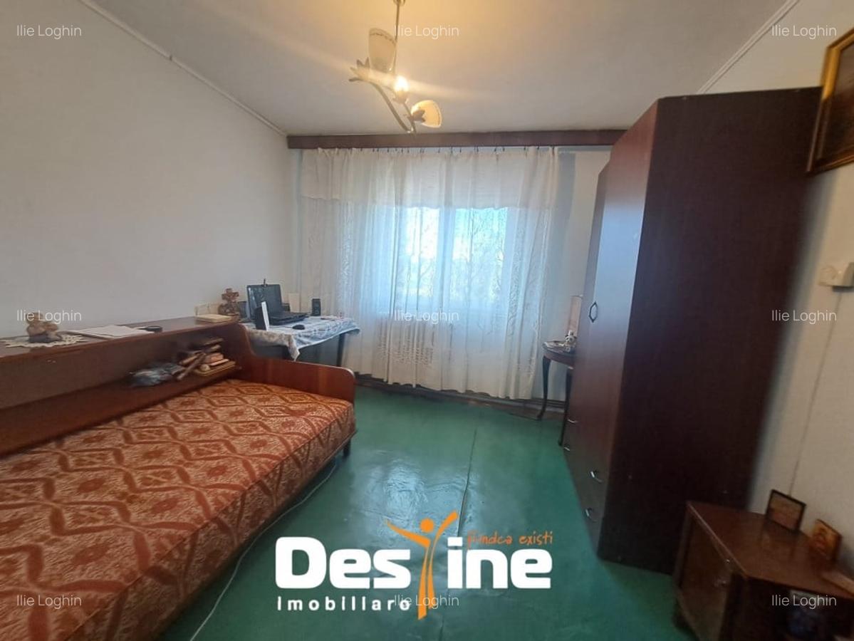 Apartament 3 camere DECOMANDAT, Dacia 65,7 mp - 4