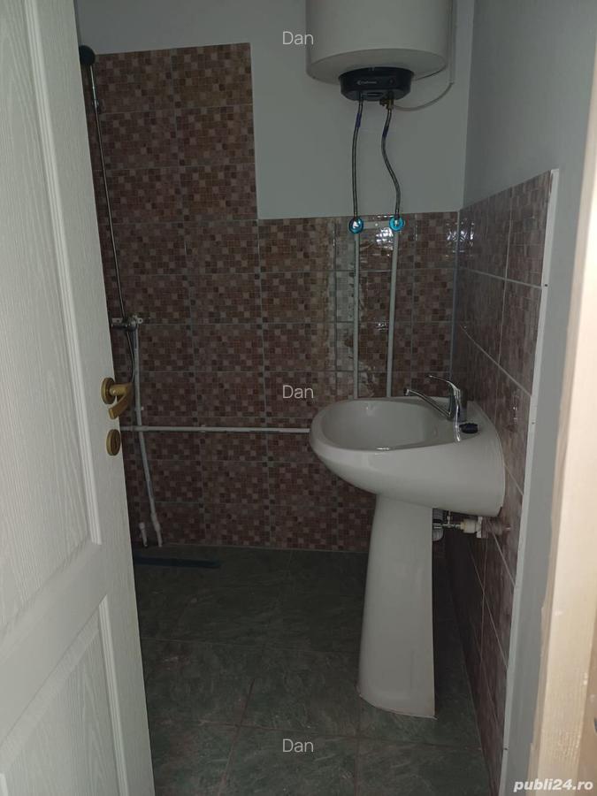 Inchiriere camere studenti si muncitori Brasov. 35 lei noapte - 6