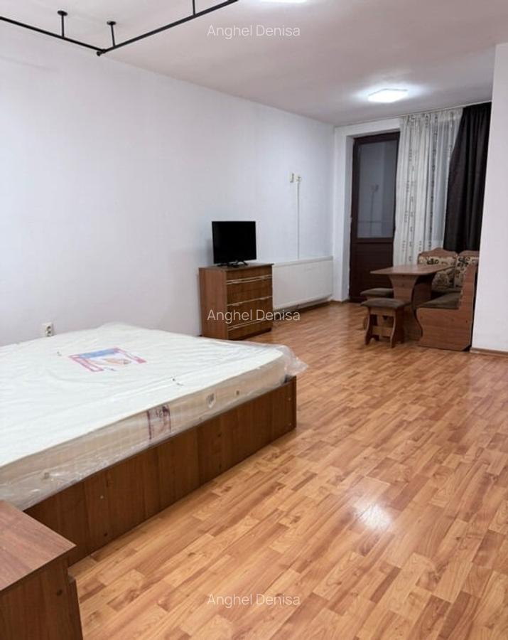 Inchiriere Garsoniera Cu Centrala Proprie Piata Sudului - 2