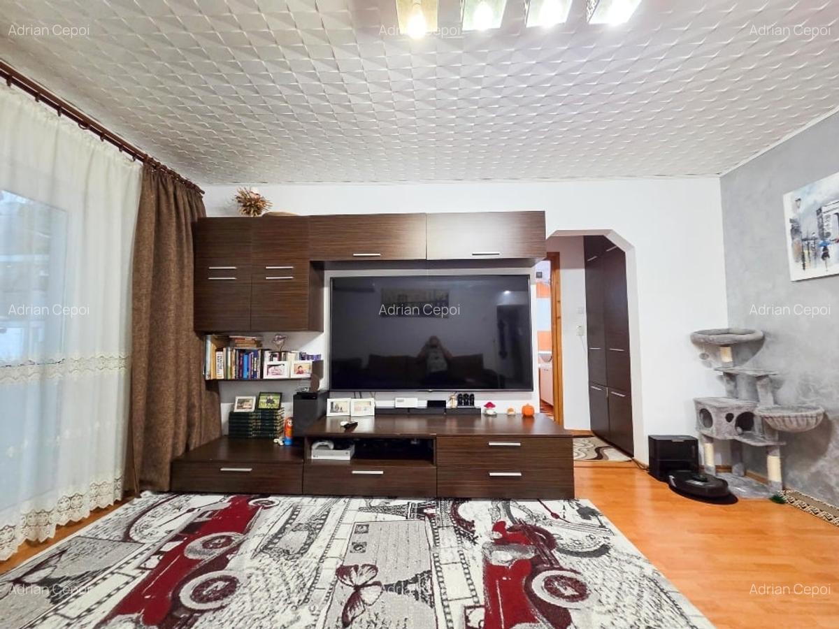 Apartament 3 camere semidecomandate, etaj 1, zona Zimbru, Miron Costin - 2