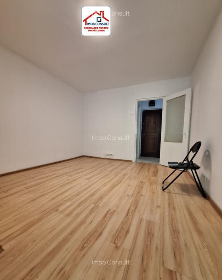 Garsoniera dotata cu beci si balcon! CE1163 - 2