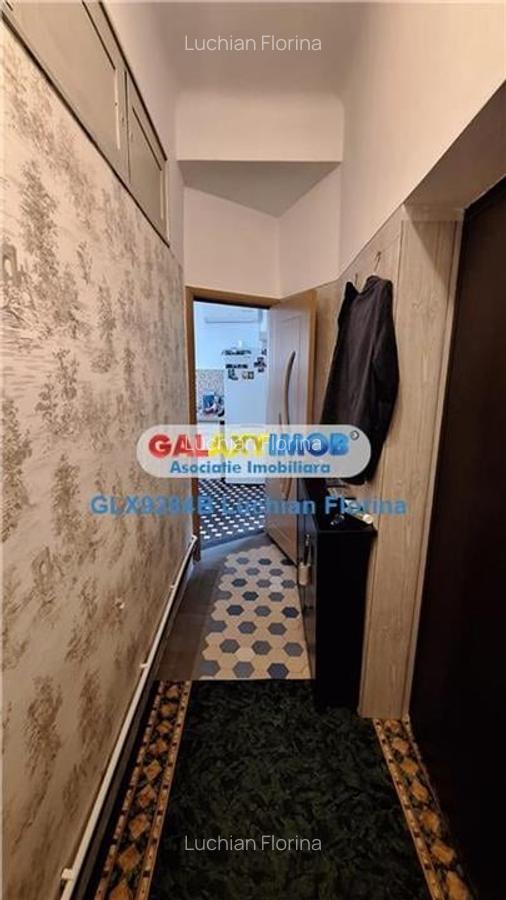 Apartament 3 camere, etaj1, str.Vasile Lascar - zona centrala, metrou - 4