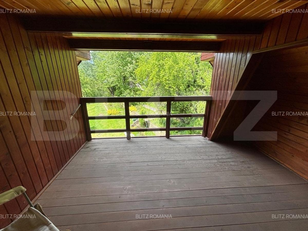 Vila de vanzare, cu 4 camere, 320 mp, zona Șuvita - 16