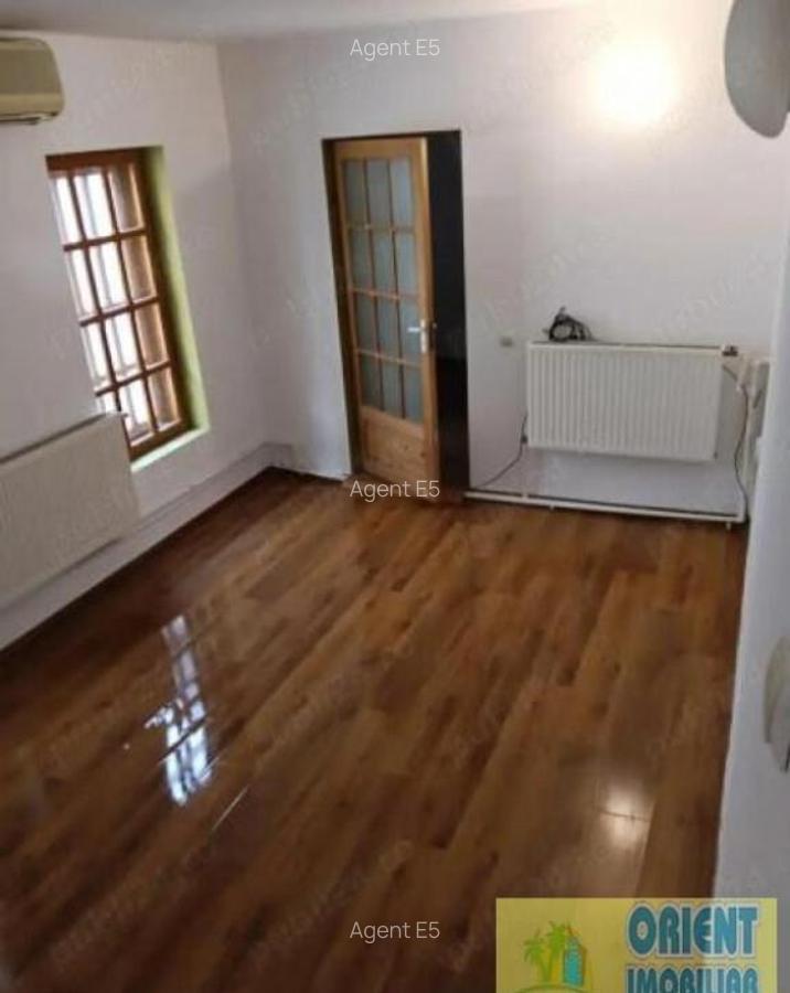 Centru, Piata Grivitei, casa 6 camere de vanzare - 5