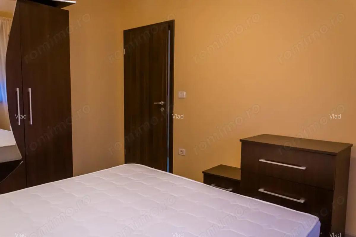 Apartament cu 3 camere in Complexul Studentesc - 7